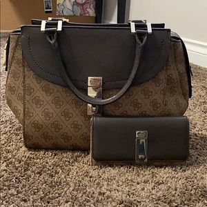 Guess Logo Tote with matching trifold wallet